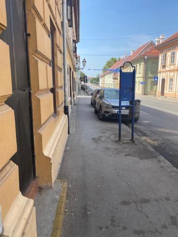 Zlatica Petrovaradin Exterior foto